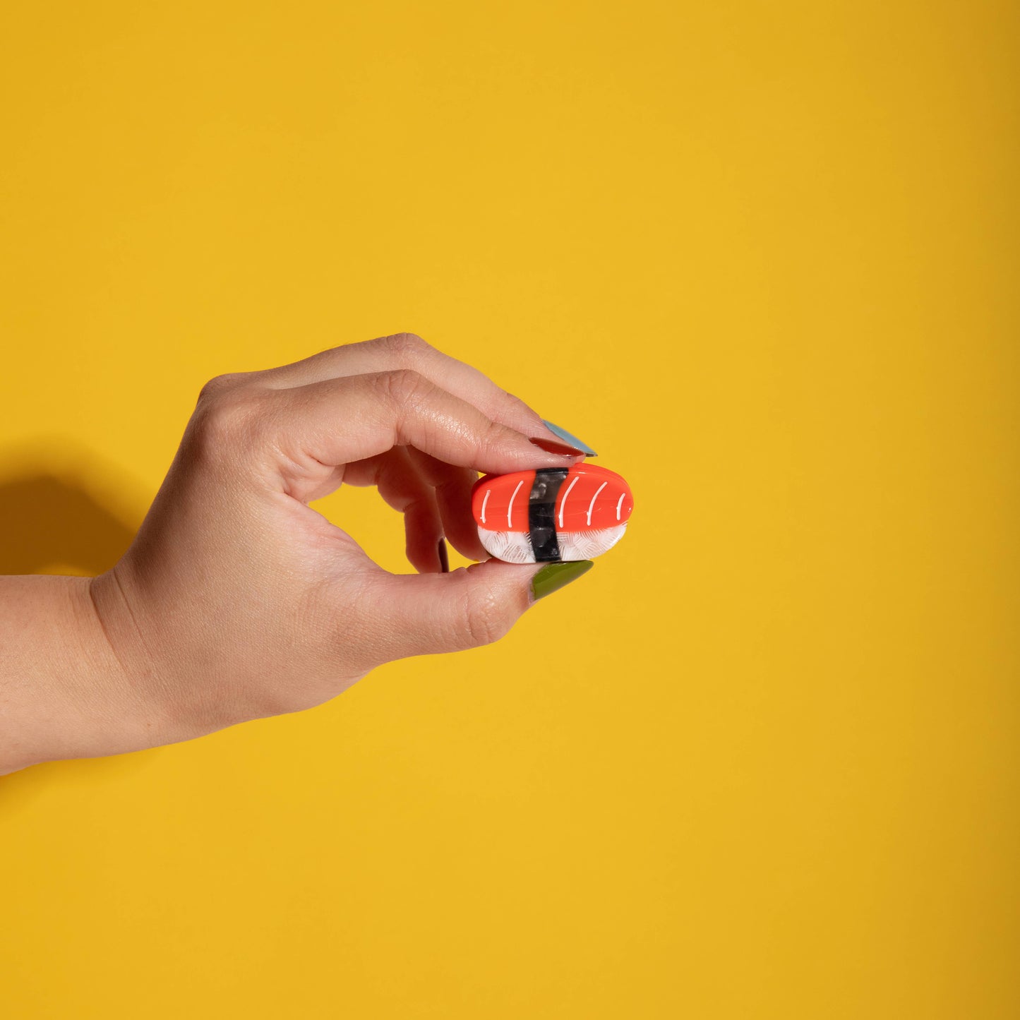 MAGURO  Mini Hair Claw